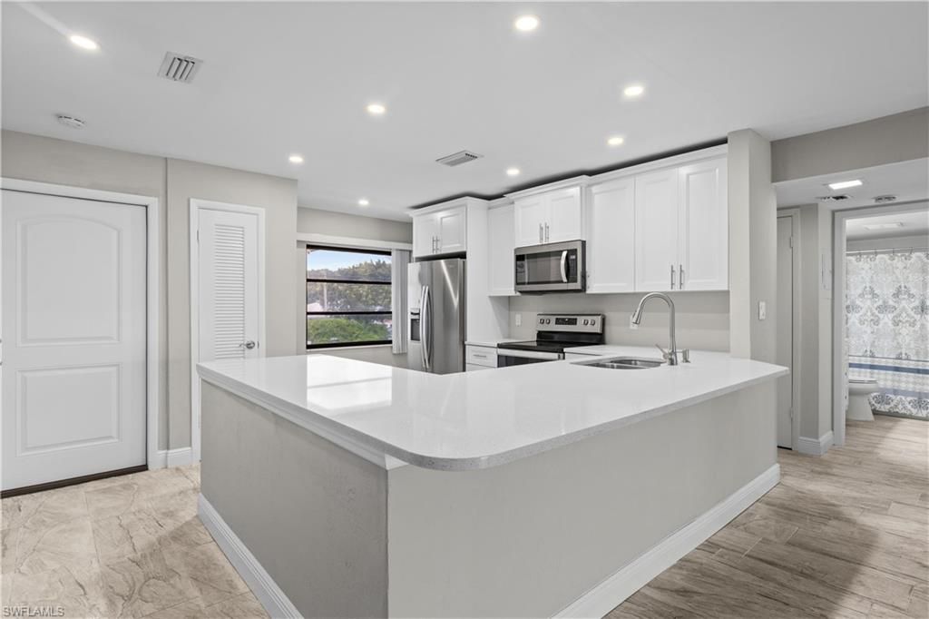 Image 9 of property listing at 4705 Santa Barbara BLVD 3, Cape Coral, FL 33914