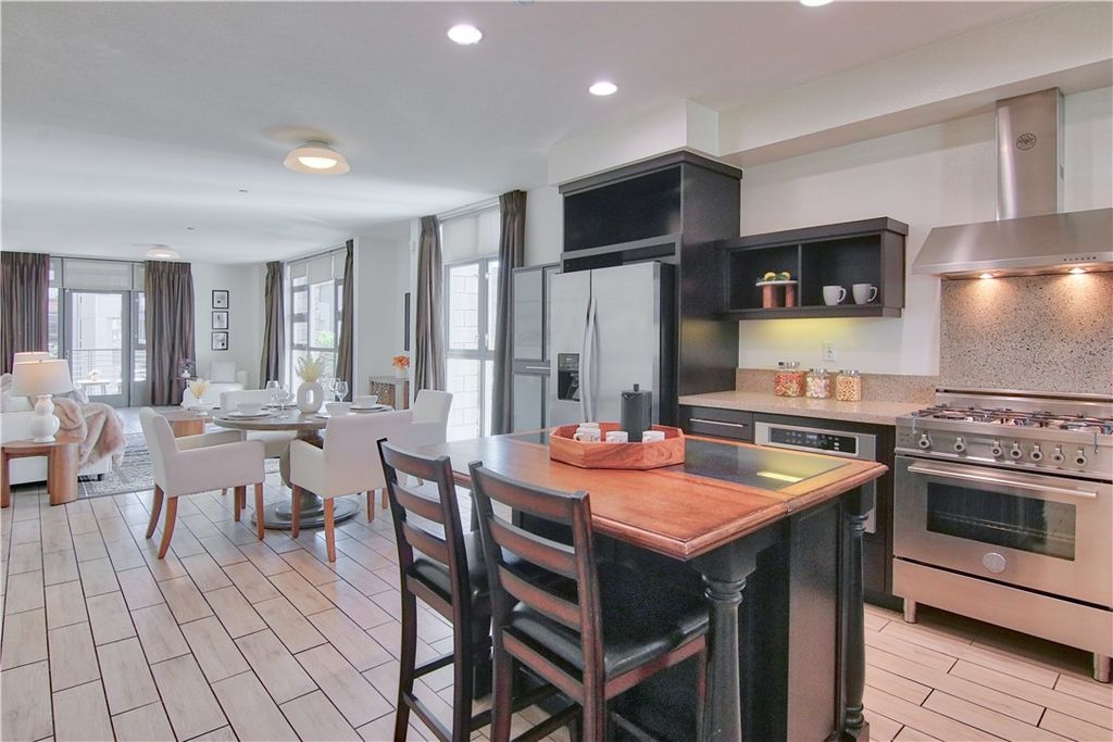 13045 Pacific Promenade 314, Playa Vista, CA 90094 — exterior