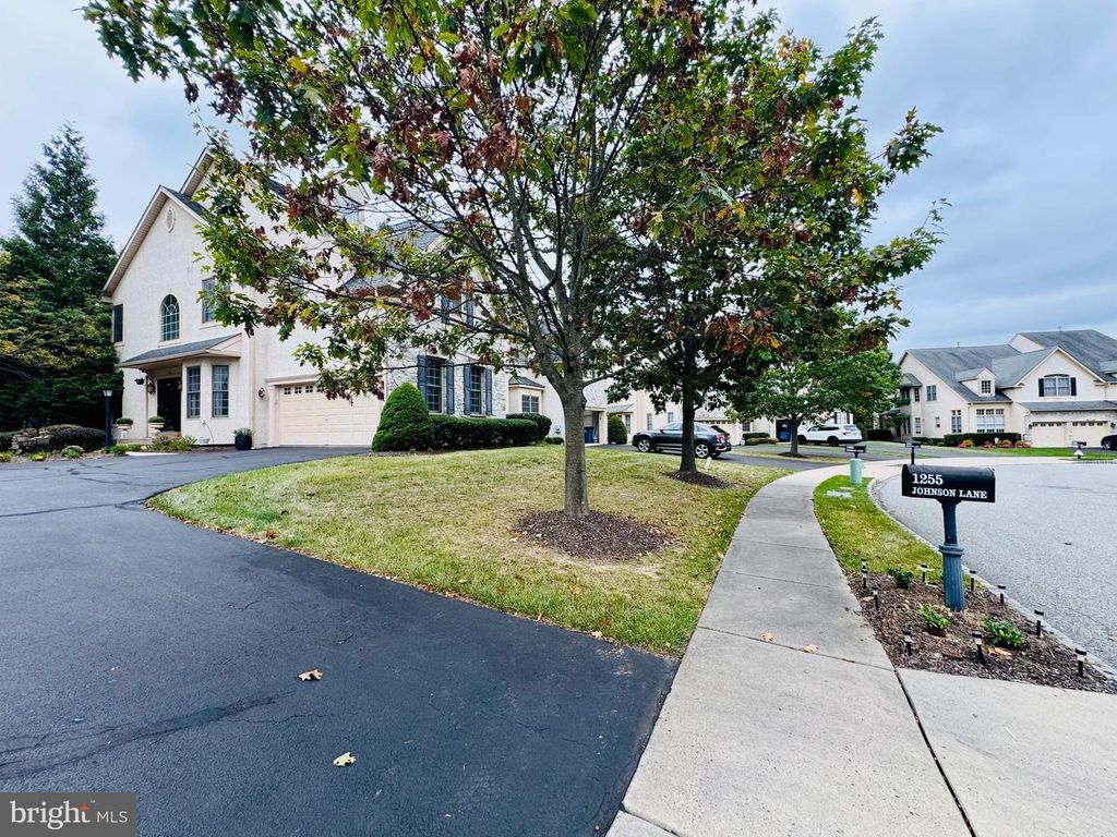 1255 JOHNSON LN, Ambler, PA 19002