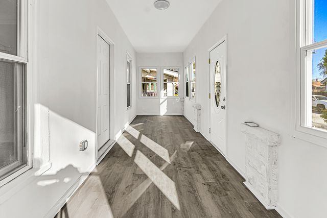 556 S Forsythe Avenue, Calumet City, IL 60409