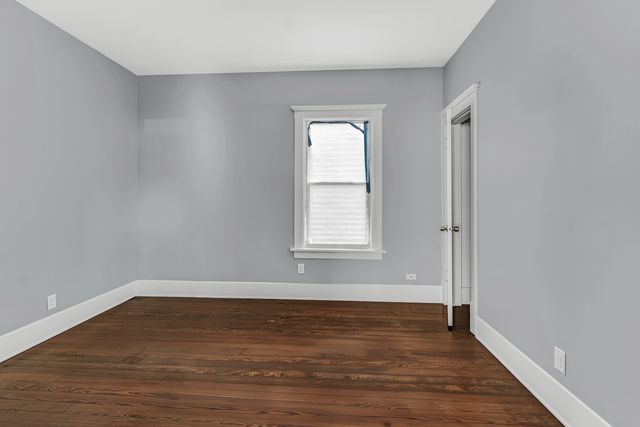 556 S Forsythe Avenue, Calumet City, IL 60409