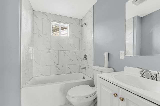 556 S Forsythe Avenue, Calumet City, IL 60409