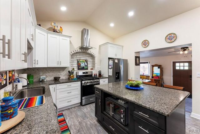 410 S 8th St, Rocky Ford, CO 81067