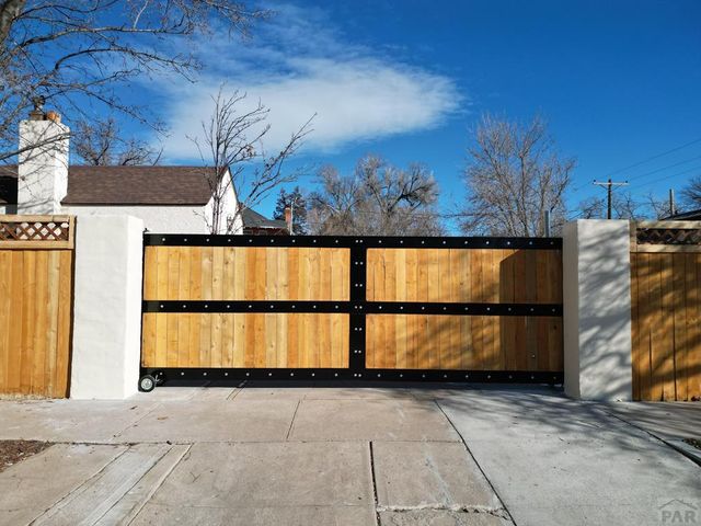 410 S 8th St, Rocky Ford, CO 81067