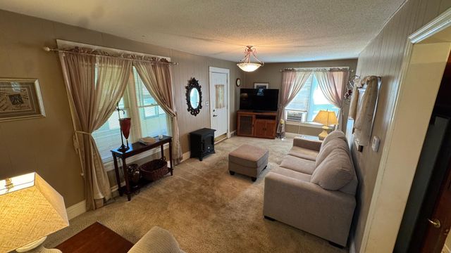 1805 Fulham Street, Lauderdale, MN 55113