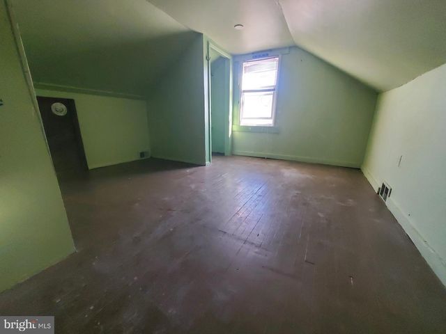 10 THORNTOWN LN, Bordentown, NJ 08505