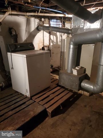 10 THORNTOWN LN, Bordentown, NJ 08505