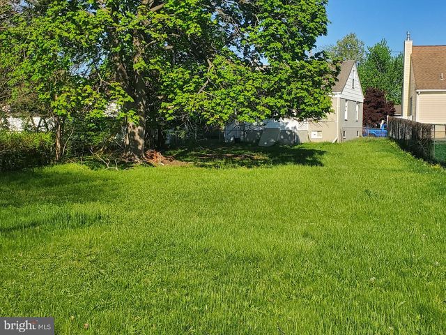 10 THORNTOWN LN, Bordentown, NJ 08505