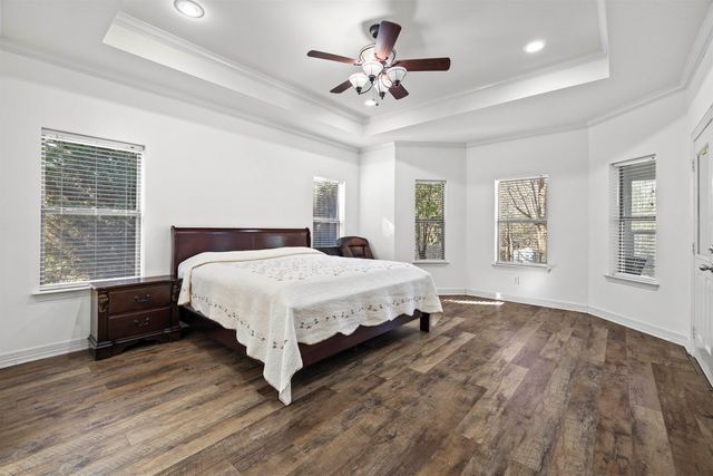 120 Ashbriar Ln, Longview, TX 75605