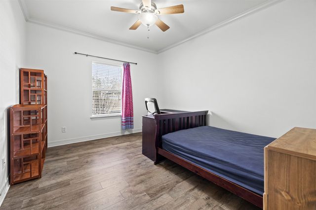 120 Ashbriar Ln, Longview, TX 75605