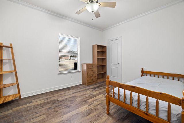 120 Ashbriar Ln, Longview, TX 75605