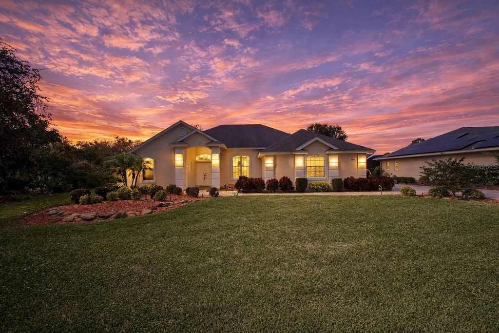 Image 1 of property listing at 3016 MANOR DRIVE, Sebring, FL 33872