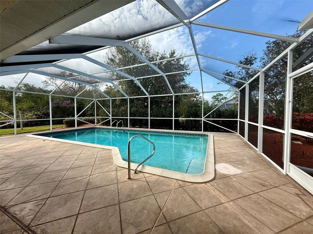 Image 31 of property listing at 3016 MANOR DRIVE, Sebring, FL 33872