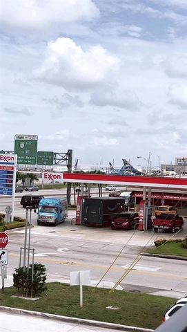 2721 NW 42nd Ave 203, Miami, FL 33142