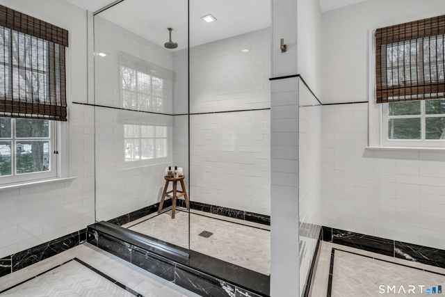 200 Long Meadow Road, Fairfield, CT 06824