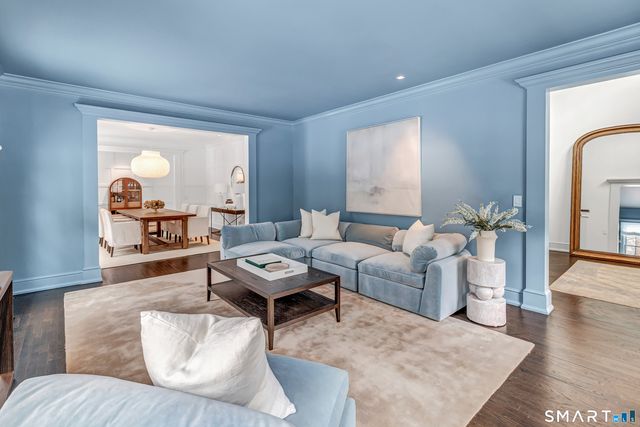 200 Long Meadow Road, Fairfield, CT 06824