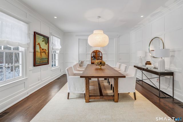 200 Long Meadow Road, Fairfield, CT 06824