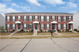 725 Hyde Drive, O'fallon, MO 63366