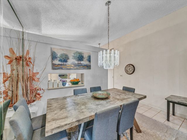 8592 Sunbird Place, Boca Raton, FL 33496