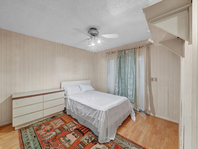 8592 Sunbird Place, Boca Raton, FL 33496