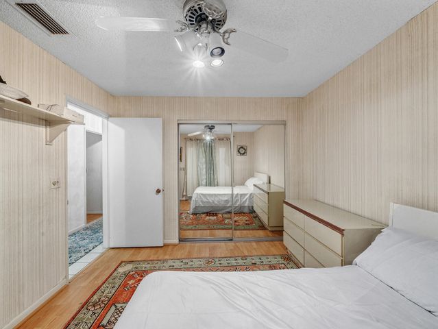 8592 Sunbird Place, Boca Raton, FL 33496