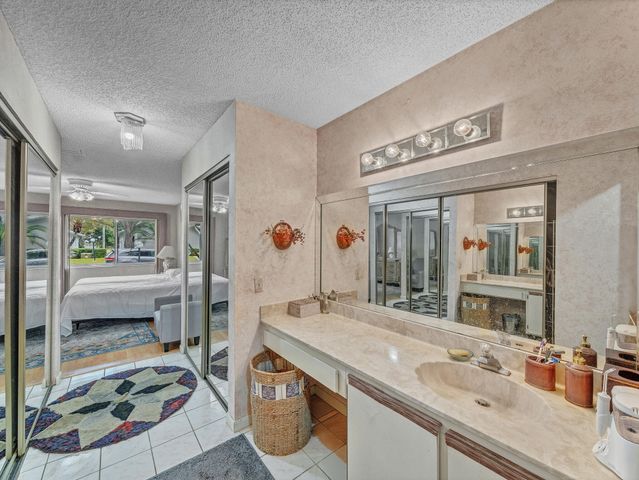 8592 Sunbird Place, Boca Raton, FL 33496
