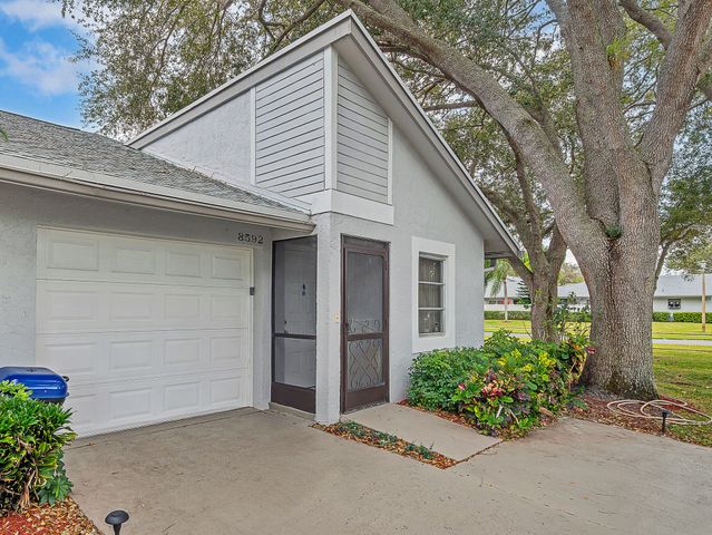 8592 Sunbird Place, Boca Raton, FL 33496