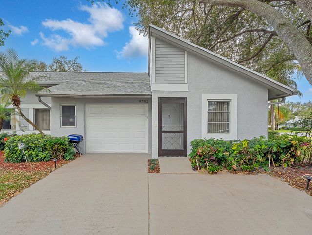 8592 Sunbird Place, Boca Raton, FL 33496