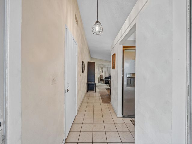 8592 Sunbird Place, Boca Raton, FL 33496