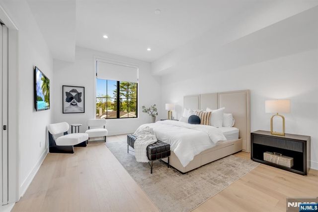 27 Feldman Court, Paramus, NJ 07652