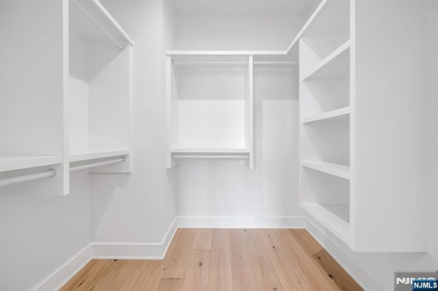 27 Feldman Court, Paramus, NJ 07652