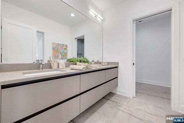 27 Feldman Court, Paramus, NJ 07652