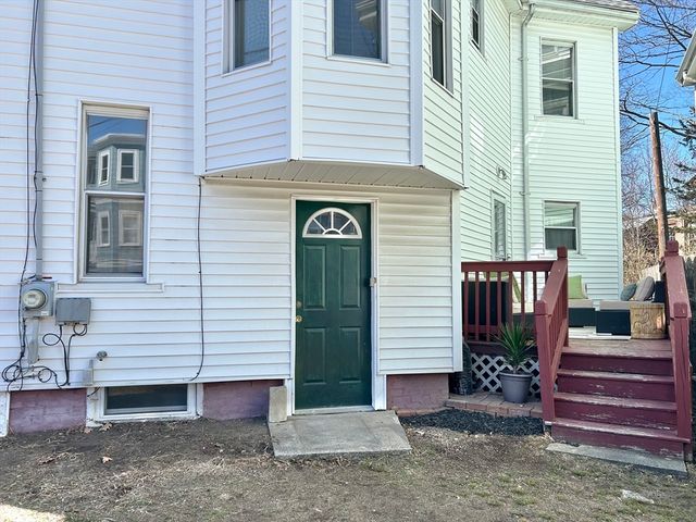 23 Kingston St, Somerville, MA 02144