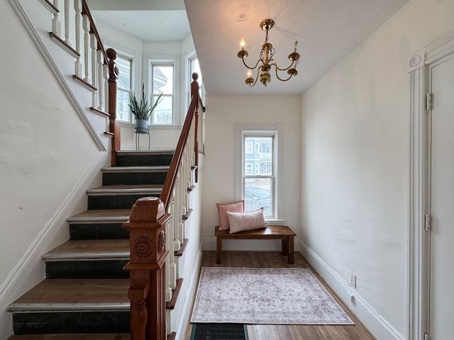 23 Kingston St, Somerville, MA 02144