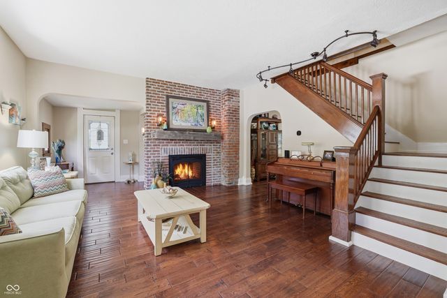 12340 Brooks School Road, Fishers, IN 46037