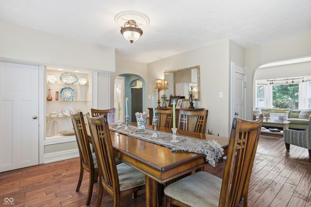 12340 Brooks School Road, Fishers, IN 46037