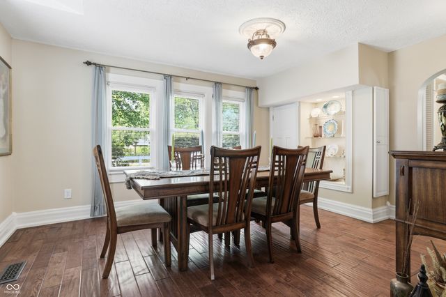12340 Brooks School Road, Fishers, IN 46037