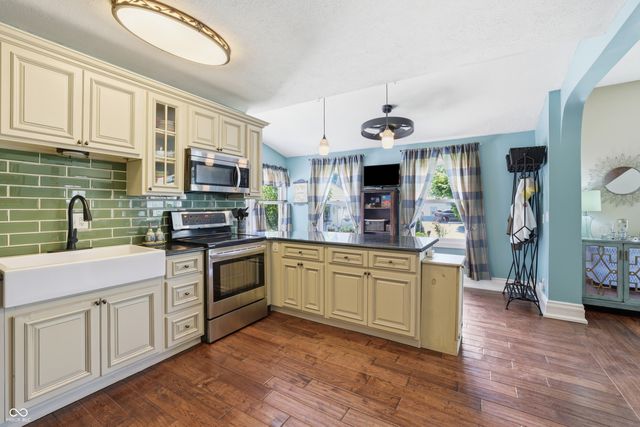 12340 Brooks School Road, Fishers, IN 46037