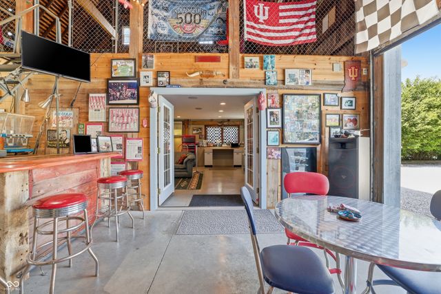 12340 Brooks School Road, Fishers, IN 46037