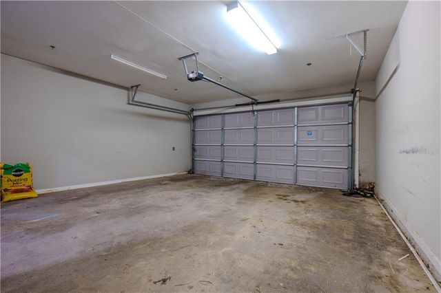 102 Kiram Terrace SW, Atlanta, GA 30331