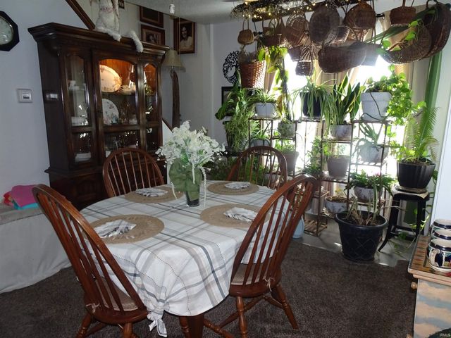 330 N 16th Street, New Castle, IN 47362