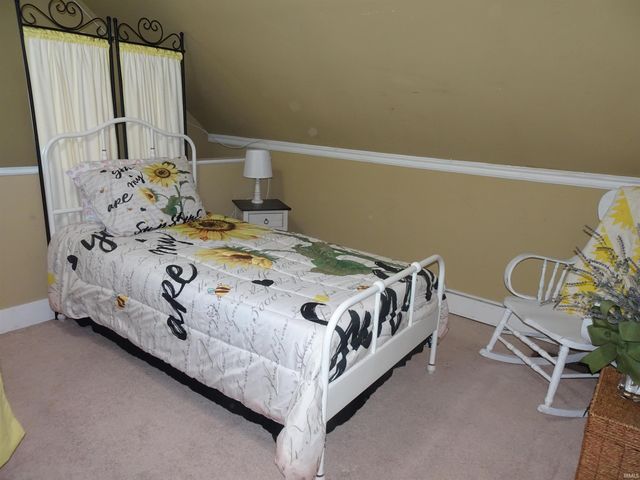 330 N 16th Street, New Castle, IN 47362