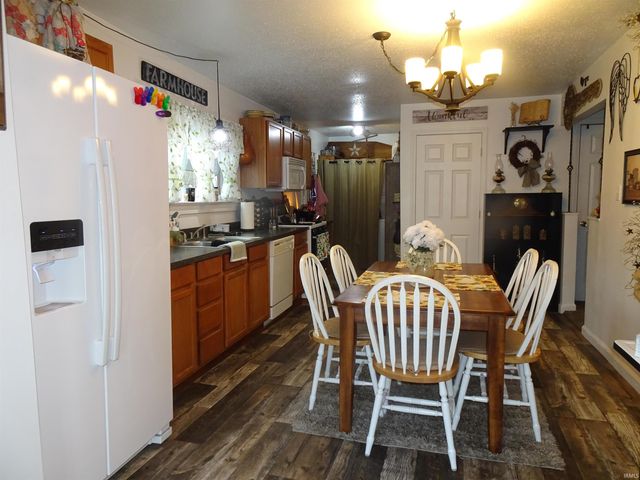 330 N 16th Street, New Castle, IN 47362