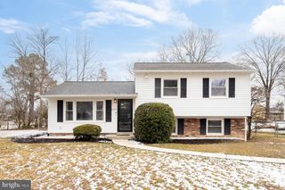 8007 NOEL ST, Alexandria, VA 22309