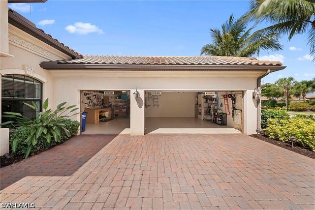 17211 Cherrywood CT, Bonita Springs, FL 34135