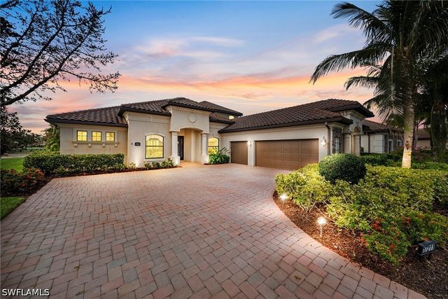 17211 Cherrywood CT, Bonita Springs, FL 34135