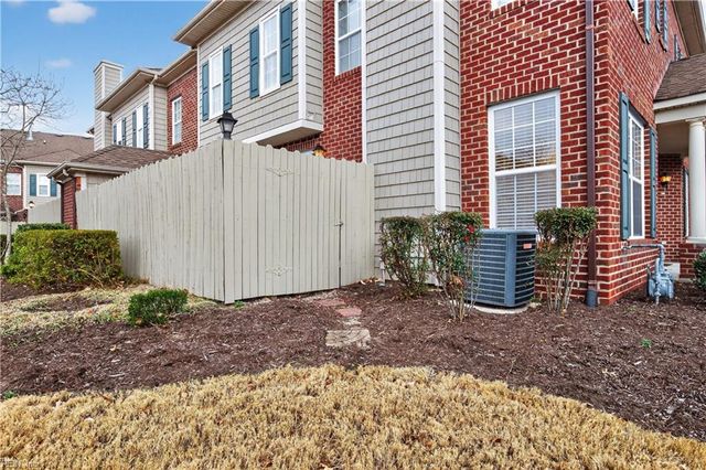 5329 Elston LN, Virginia Beach, VA 23455