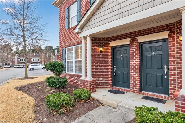 5329 Elston LN, Virginia Beach, VA 23455