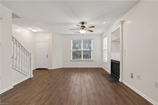 5329 Elston LN, Virginia Beach, VA 23455