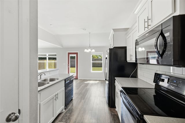 13333 N 136th East Avenue, Collinsville, OK 74021